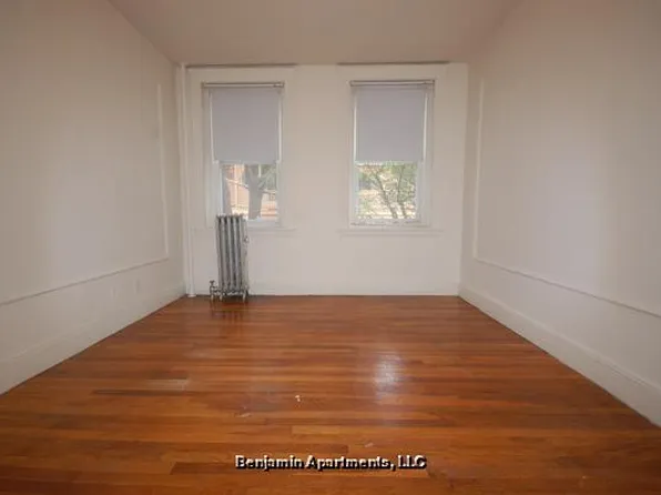 4 Vinal St, Boston, MA