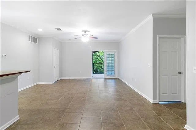2 bed, 2.0 bath, 1211 sqft, $1,500 — Photo 3