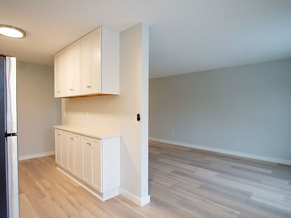 4th image of 4030 SE Gladstone St #1