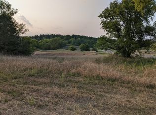 1002 Moon Glow Rd, Hudson, WI 54016