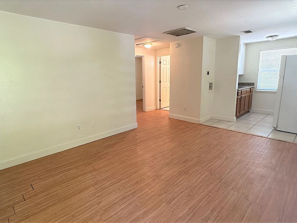 1st image of 1321 Volusia St APT D