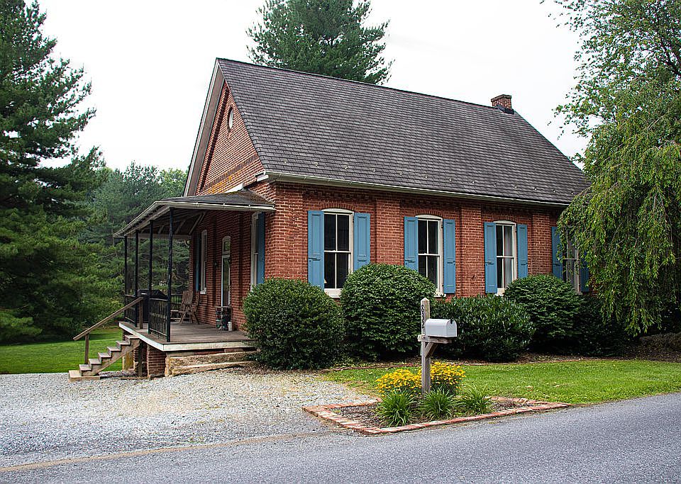 832 Penny Rd. 