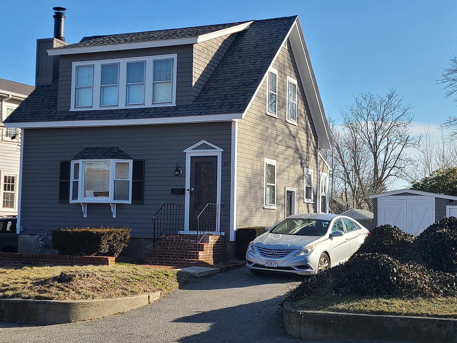 24 New Gardners Neck Rd, Swansea, MA 02777 Zillow