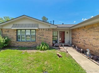 7183 Country Hollow Rd, Holdenville, OK 74848