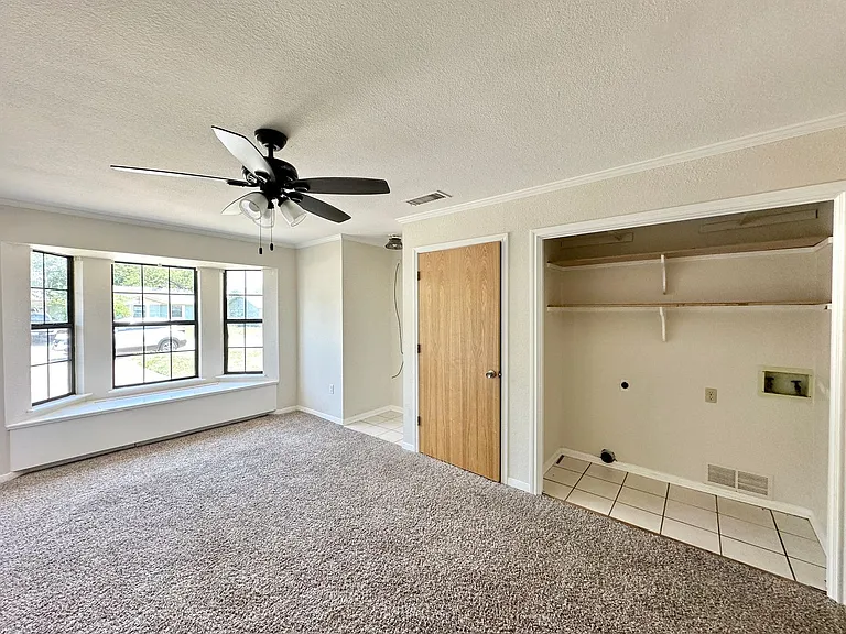 3706 Madison Dr — Photo 12