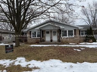 826 N Hawthorne Dr, Appleton, WI 54915