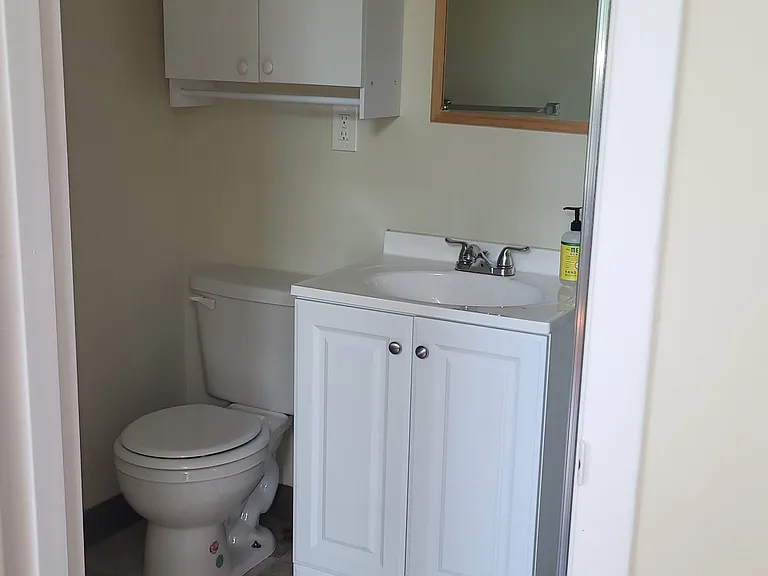 102 Washington St #2 — Photo 5