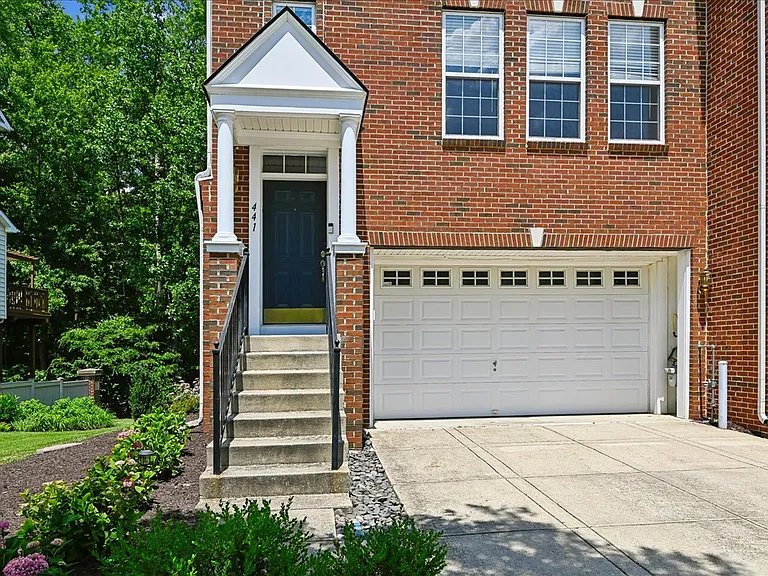 441 Penwood Dr — Photo 26