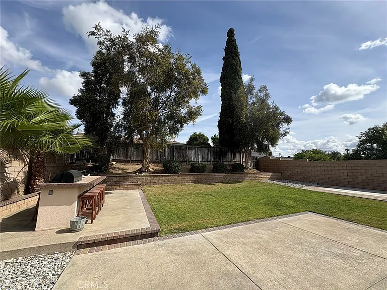 17541 Pine Cir — Photo 18