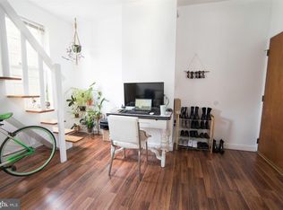 614 S 6th St #2F, Philadelphia, PA
