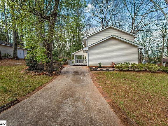 2nd image of 101 Saratoga Dr