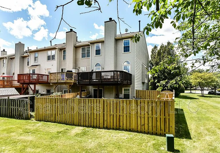 21820 Leatherleaf Ct — Photo 30