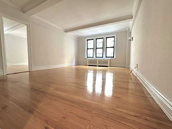 2nd image of 404 E 55th St APT 9G