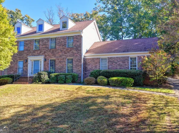 1343 Vernon North Dr, Dunwoody, GA 30338