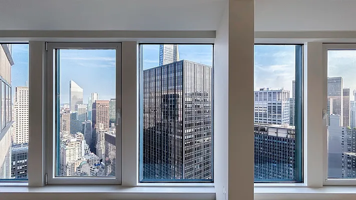 Sold by Sublimis | media 43