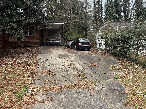 5th image of 734 Alfred Rd NW