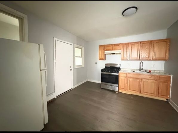 49 N 14th St #2A