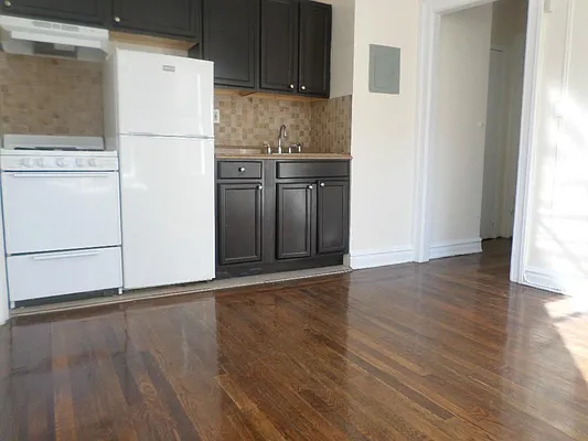 Rented by Keller Williams NYC | media 39