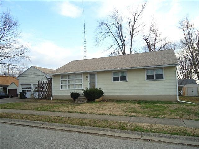 1st image of 1616 Lee Ct