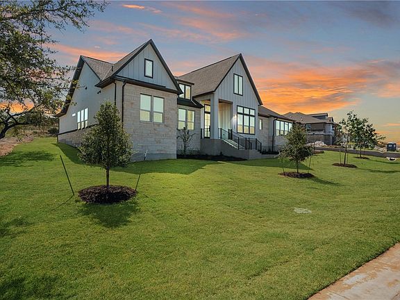 4th image of 383 Cortaro Dr