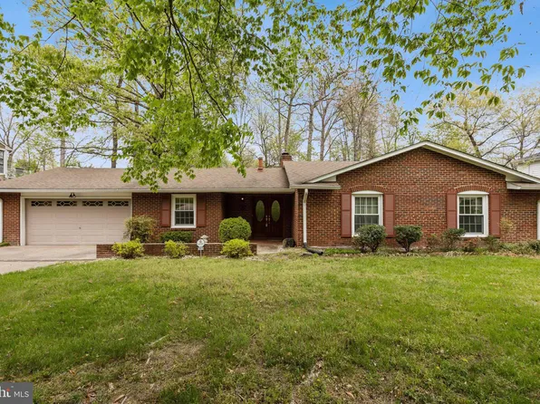 18419 Cabin Rd, Triangle, VA 22172