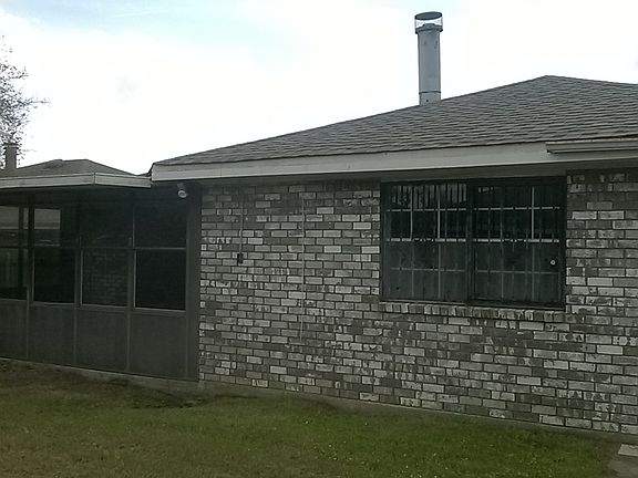 3rd image of 7843 Scottwood Dr