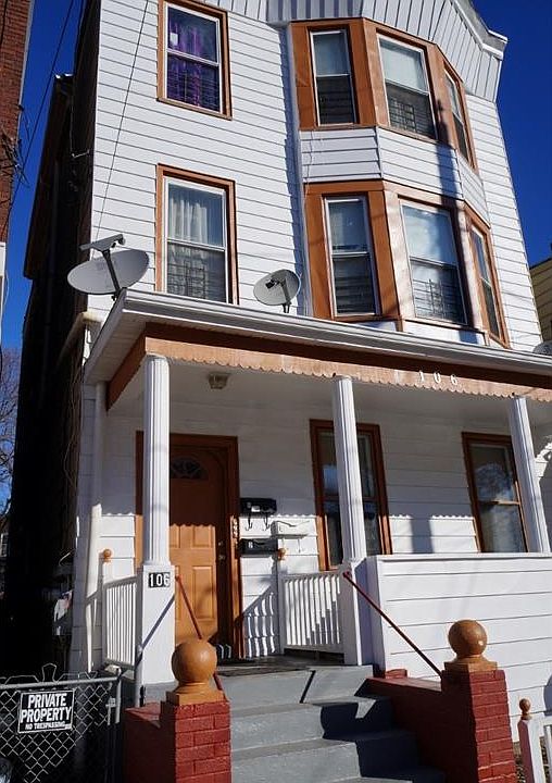 1st image of 106 Benkard Ave