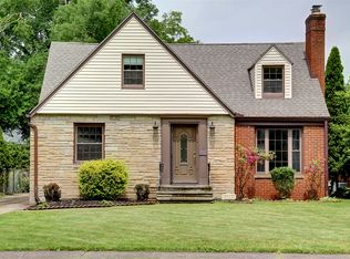 19132 Coffinberry Blvd, Fairview Park, OH 44126