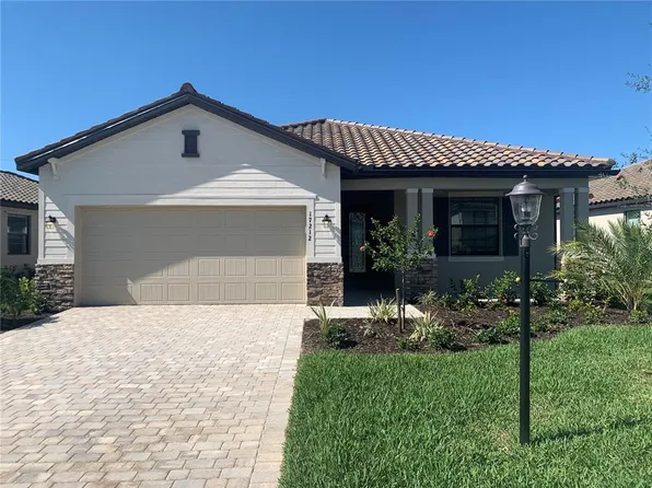 17212 Blue Ridge Pl, Bradenton, FL 34211