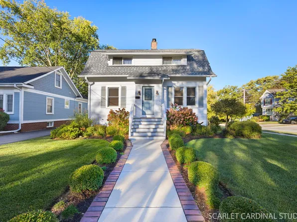 524 Western Ave, Wheaton, IL 60187