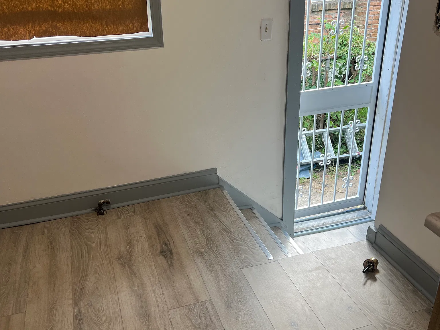 2 bed, 800 sqft, $1,200 — Photo 3