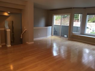 5731 186th Pl SW APT B, Lynnwood, WA 98037