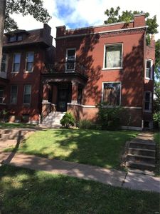 4527 Adelaide Ave, Saint Louis, MO, 63115