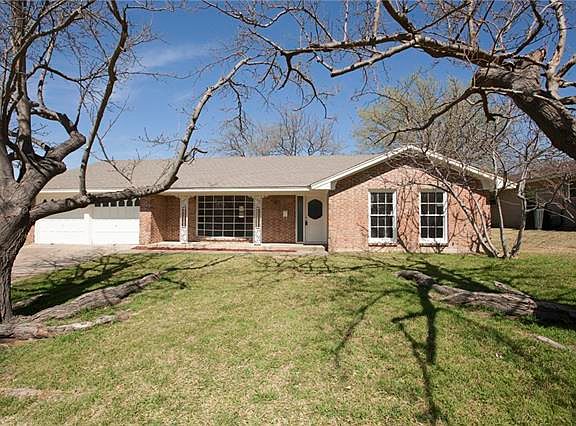 3rd image of 3808 Winifred Dr