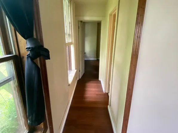 1227 N Superior St APT 4, Toledo, OH 43604