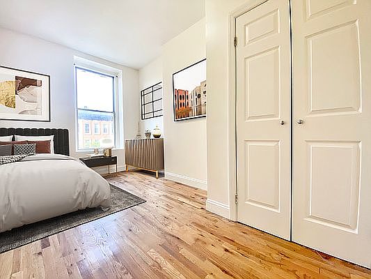 1st image of 312 E 116th St #5D