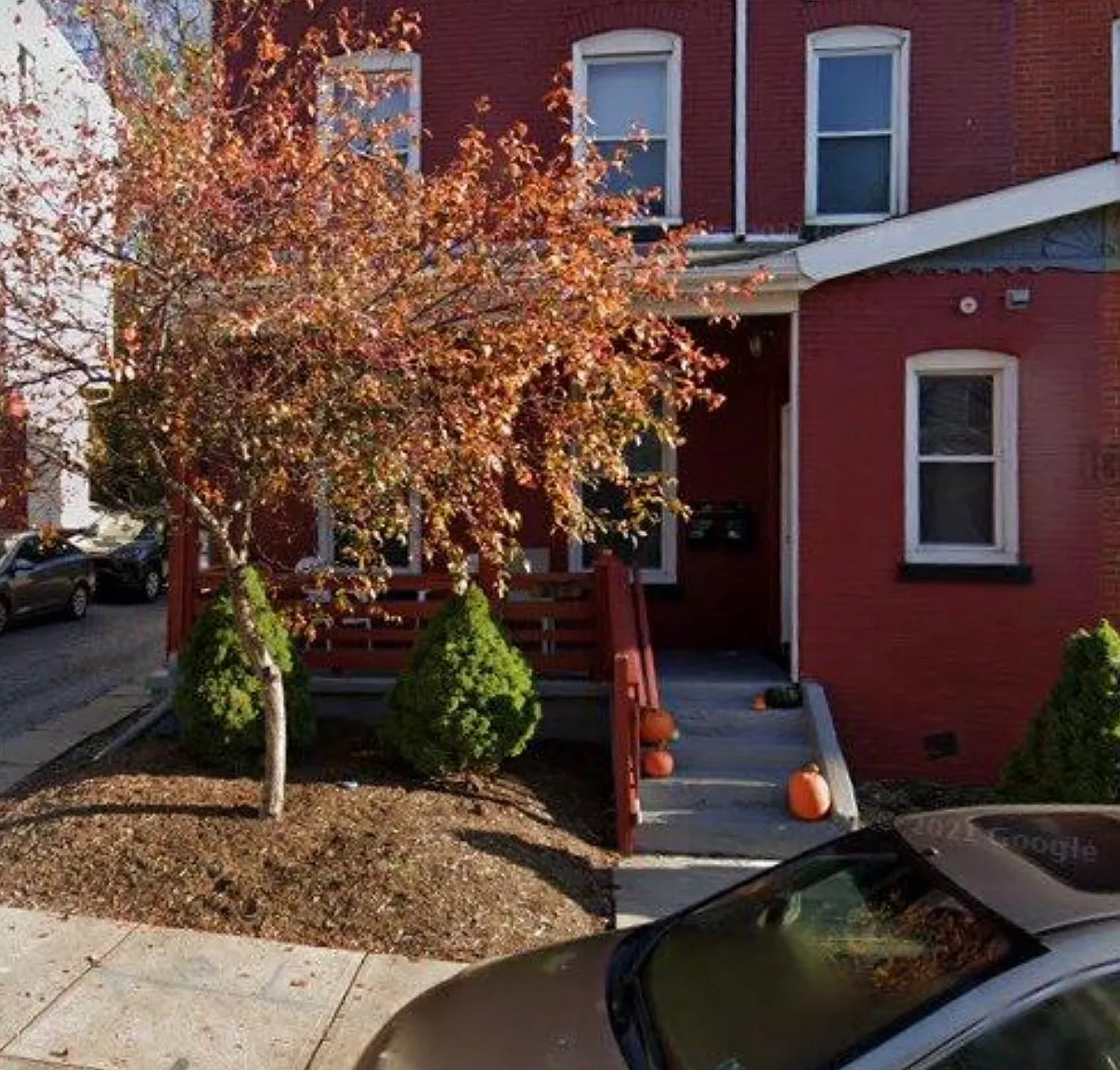 3 bed, 1500 sqft, $2,550 — Photo 1