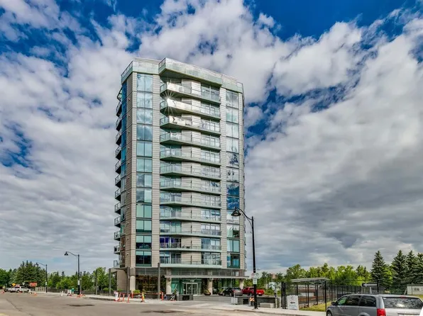 738 S 1st Ave SW #103, Calgary, AB T2P 5G8