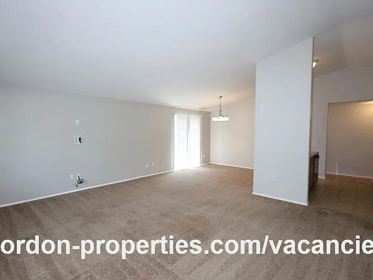 2373 NW Stanley Ave — Photo 4