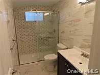 29 B Deer Park Ave #B — Photo 5