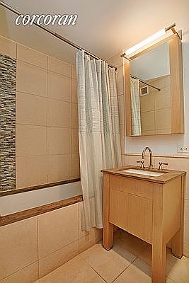 4th image of 350 W 42nd St APT 25D