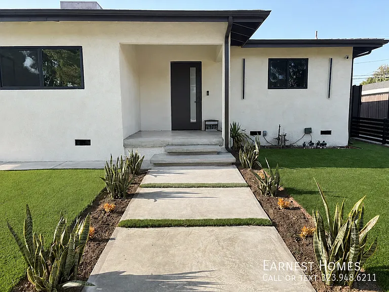 16701 Chatsworth St — Photo 26