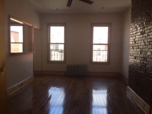 Rented by Urban Realty NYC | media 9