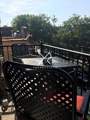 Rented by Yaffa Realty LLC | media 66