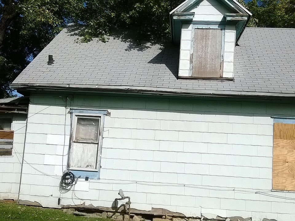 2nd image of 1404 Fremont Ave