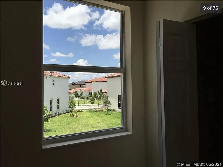 9520 SW 171st Ct — Photo 11