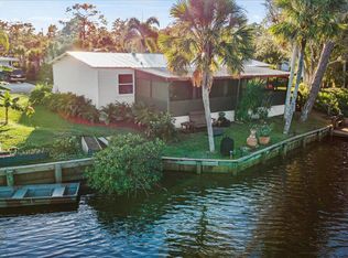 7982 SE Paradise Dr, Stuart, FL 34997