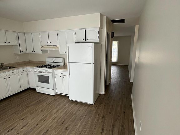 5th image of 36 E 67th Ave
