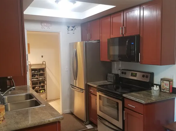 1315 A St APT 203, Hayward, CA 94541