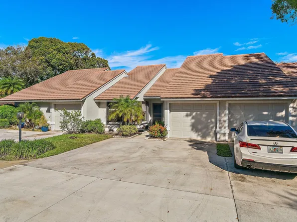 801 Kintyre Ct, Palm Beach Gardens, FL 33418